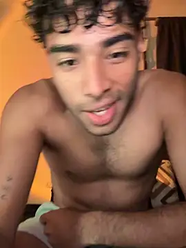 Snapshot of its_alejandro27 chatting on February 2026 06:07:01 PM its alejandro27 online show from February 2026 06:07:01 PM