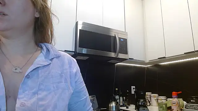HazelSkyesChat online show from August 2026 03:31:01 PM