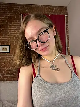 MyKittySayMeow online show from March 2026 10:00:02 PM