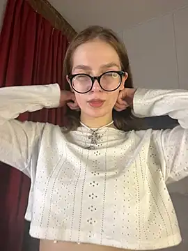 MyKittySayMeow online show from April 2026 09:29:01 PM