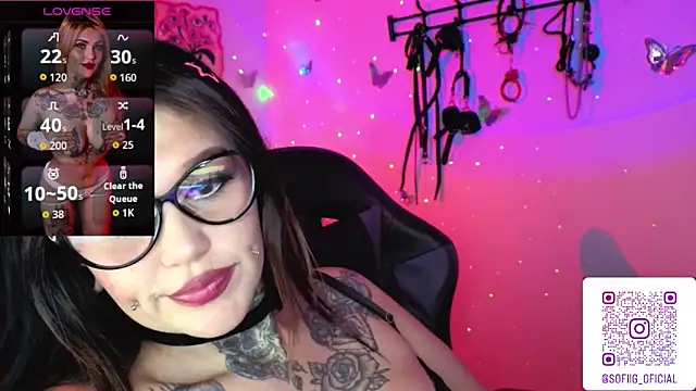 Zoeee 001 online show from March 2026 10:28:02 PM