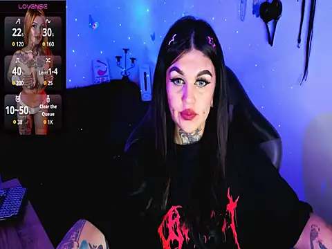 Zoeee 001 online show from March 2026 11:33:01 PM