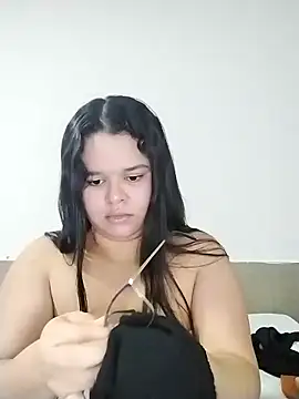 SamanthaStonee online show from May 2026 11:06:01 PM