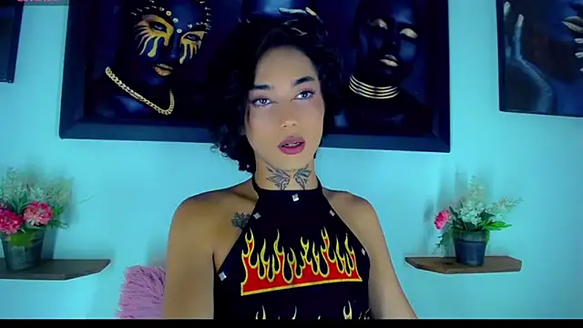 Darianna Atehortua online show from February 2026 09:00:02 PM