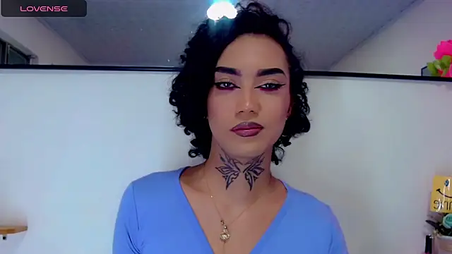 Darianna Atehortua online show from February 2026 09:25:01 PM