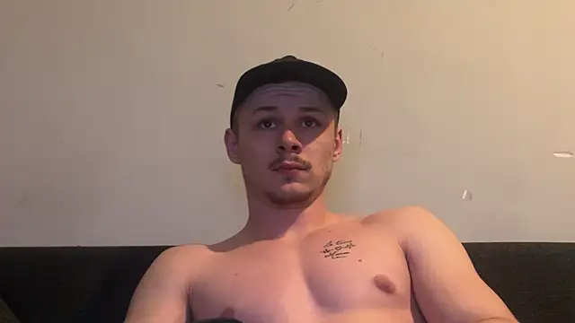 Snapshot of Lucas328706 chatting on March 2026 07:54:01 PM Lucas328706 online show from March 2026 07:54:01 PM