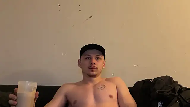 Snapshot of Lucas328706 chatting on February 2026 01:44:01 PM Lucas328706 online show from February 2026 01:44:01 PM