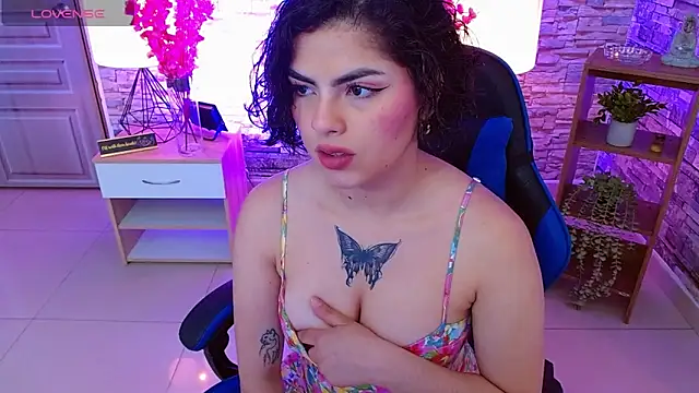 Snapshot of butterflyx39 chatting on February 2026 11:04:02 AM butterflyx39 online show from February 2026 11:04:02 AM