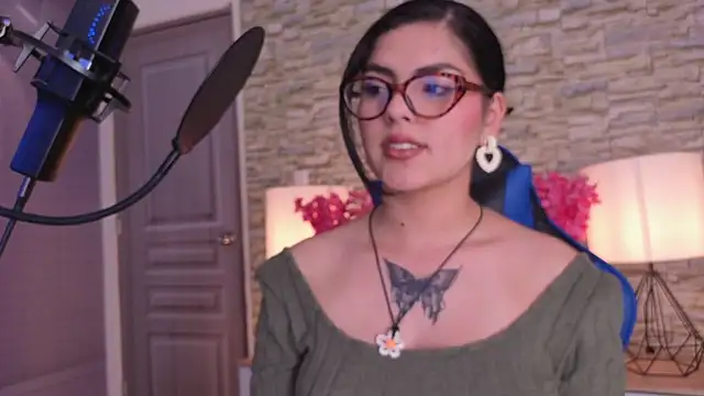 butterflyx39 online show from May 2026 08:40:01 PM