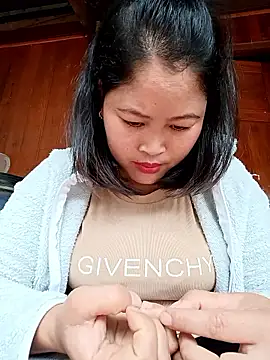 Snapshot of Mayly_Sweet chatting on February 2026 03:29:02 AM Mayly Sweet online show from February 2026 03:29:02 AM