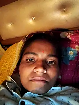 Snapshot of Gungun_thakur chatting on February 2026 03:54:01 PM Gungun thakur online show from February 2026 03:54:01 PM