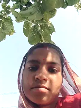 Snapshot of Gungun_thakur chatting on February 2026 09:06:02 AM Gungun thakur online show from February 2026 09:06:02 AM