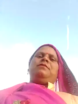 Cuty nikita online show from May 2026 12:19:01 PM