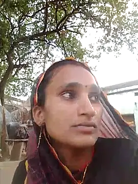 Cuty nikita online show from May 2026 01:07:01 PM