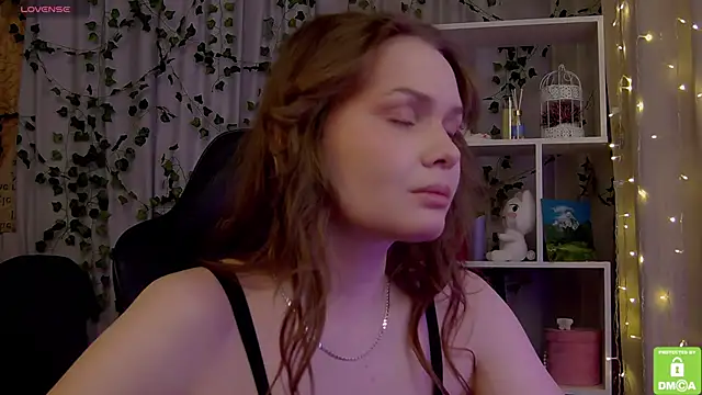 Snapshot of Kate_mermaid chatting on March 2026 01:39:02 AM Kate mermaid online show from March 2026 01:39:02 AM