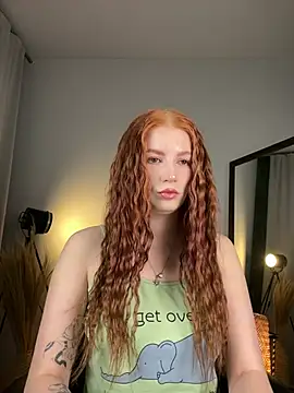 Snapshot of MiraBoom chatting on January 2026 10:08:01 PM MiraBoom online show from January 2026 10:08:01 PM