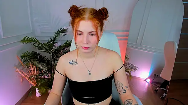 MiraBoom online show from April 2026 09:10:01 PM