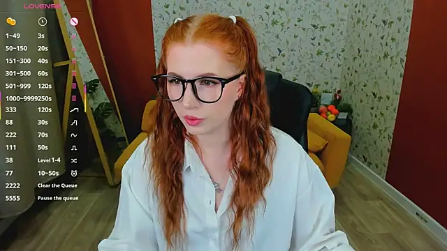 Snapshot of MiraBoom chatting on February 2026 09:25:01 PM MiraBoom online show from February 2026 09:25:01 PM