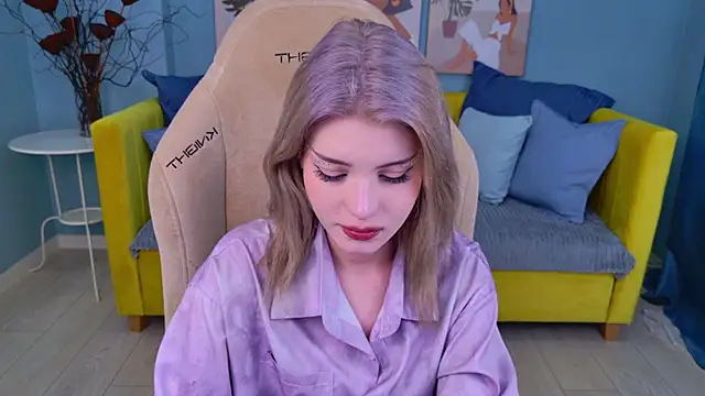 ScarletBlackwood online show from March 2026 04:56:01 AM