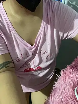 Snapshot of Amber1225 chatting on February 2026 08:42:01 PM Amber1225 online show from February 2026 08:42:01 PM