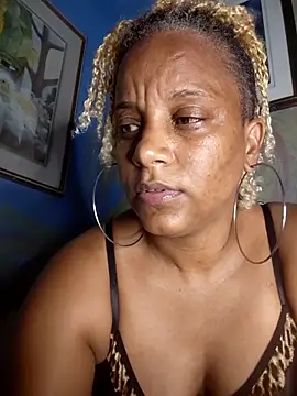 Snapshot of BadGyalGem chatting on July 2026 05:25:01 AM BadGyalGem online show from July 2026 05:25:01 AM