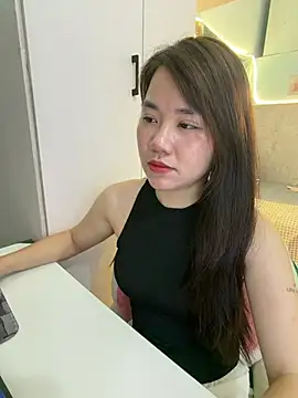 Snapshot of Amy8386 chatting on June 2026 03:34:01 AM Amy8386 online show from June 2026 03:34:01 AM