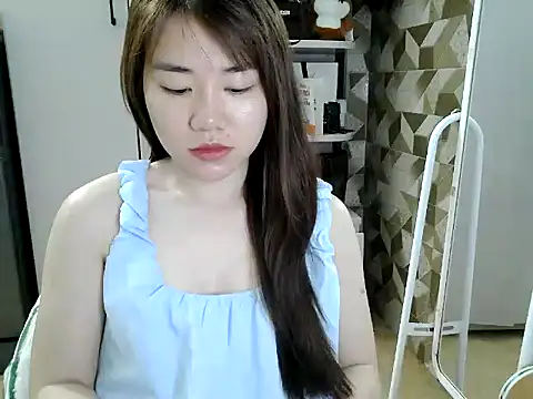 Amy8386 online show from March 2026 03:37:01 AM