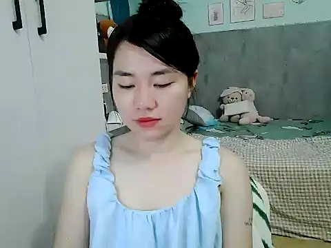 Amy8386 online show from April 2026 03:47:01 AM