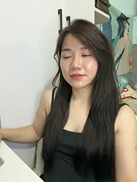 Amy8386 online show from May 2026 04:44:02 PM