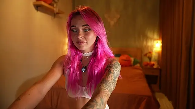 Snapshot of Sarah_Pink chatting on November 2025 10:53:02 AM Sarah Pink online show from November 2025 10:53:02 AM