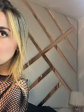 Nia Crawford online show from February 2026 04:33:01 AM