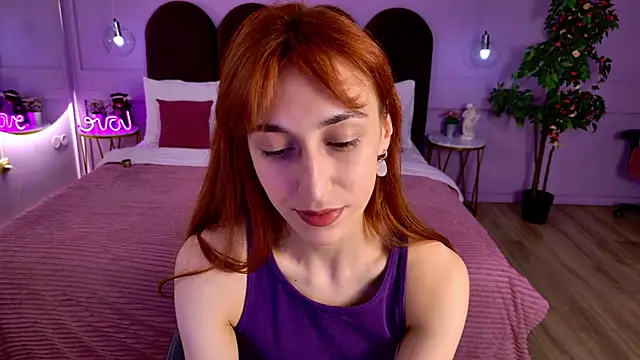 LeyaAtwood online show from May 2026 04:04:01 PM
