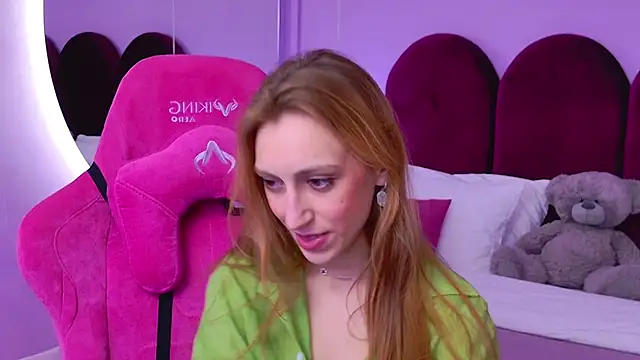 LeyaAtwood online show from March 2026 04:24:02 PM