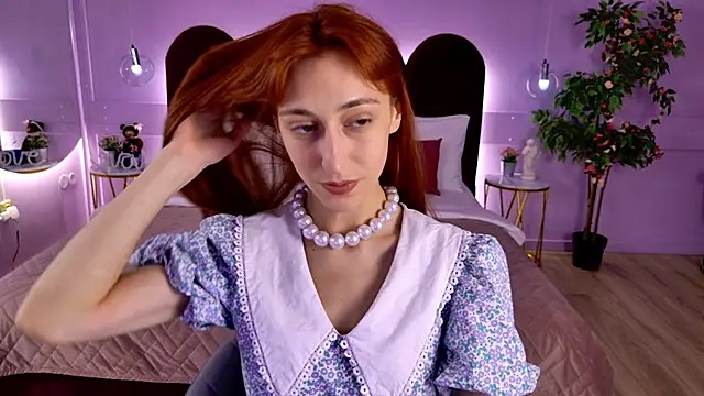 LeyaAtwood online show from May 2026 04:04:02 PM