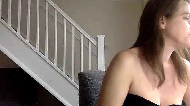 ElizabethArden42- online show from February 2026 09:30:01 AM