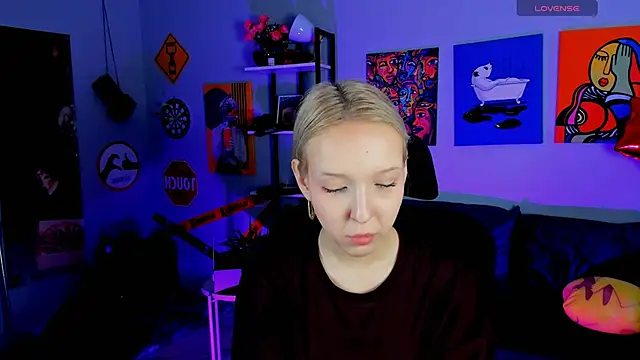 MaoqiBeverly online show from March 2026 11:11:02 AM