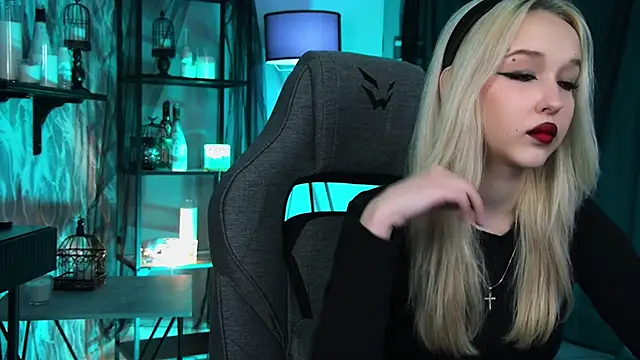 MaoqiBeverly online show from February 2026 05:15:02 PM