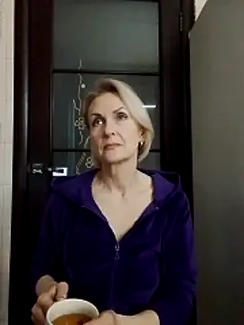 MichelleSolis online show from April 2026 04:10:02 PM