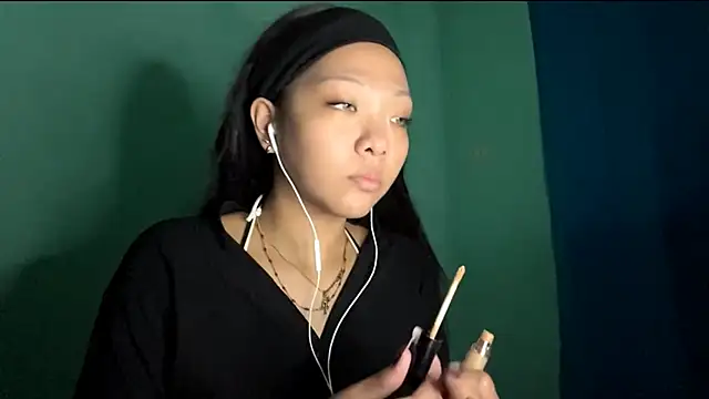 TerisaYellow online show from February 2026 01:10:01 PM