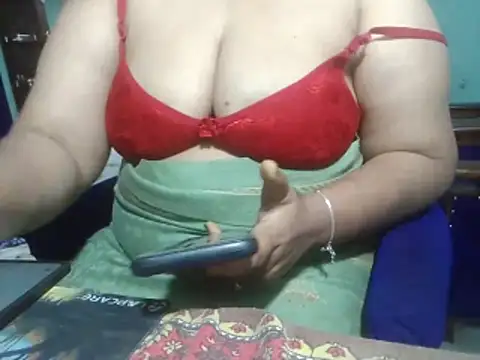 Snapshot of ANURADHA_2006 chatting on February 2026 07:22:01 PM ANURADHA 2006 online show from February 2026 07:22:01 PM