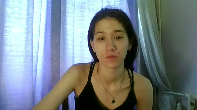 Snapshot of NickiKisinger chatting on July 2026 07:28:01 AM NickiKisinger online show from July 2026 07:28:01 AM