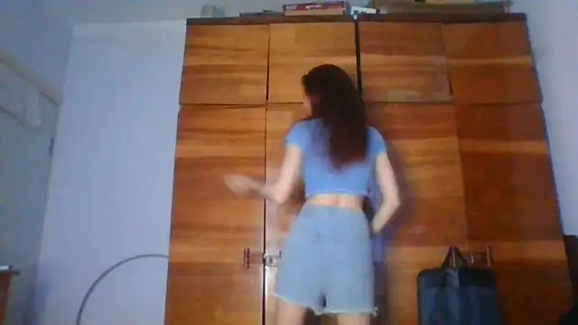 NickiKisinger online show from May 2026 07:16:01 AM