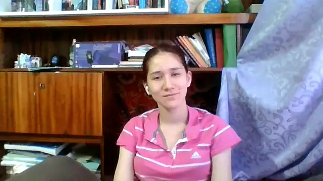 NickiKisinger online show from April 2026 05:14:02 AM