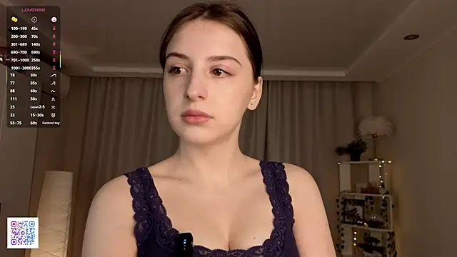 LeanneDinkle online show from April 2026 05:12:01 AM