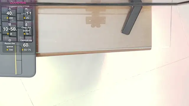 Snapshot of Karla_94 chatting on March 2026 03:24:01 AM Karla 94 online show from March 2026 03:24:01 AM