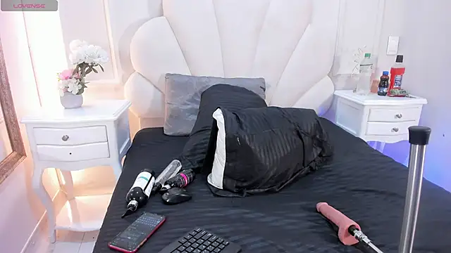 Haileysans online show from April 2026 04:18:01 AM