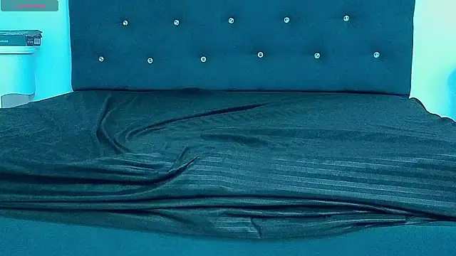 Haileysans online show from April 2026 12:12:01 PM