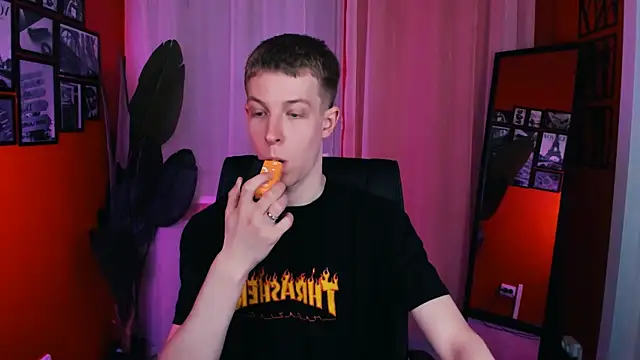 Dylan Norton online show from April 2026 09:11:01 AM