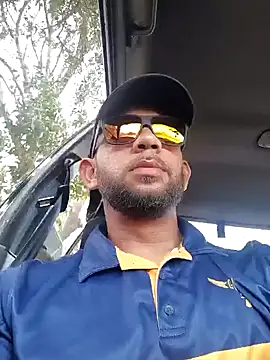 Snapshot of FetedPretence chatting on February 2026 07:10:02 PM FetedPretence online show from February 2026 07:10:02 PM