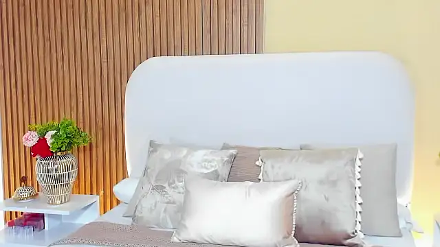 CristalMayson online show from March 2026 12:22:01 AM